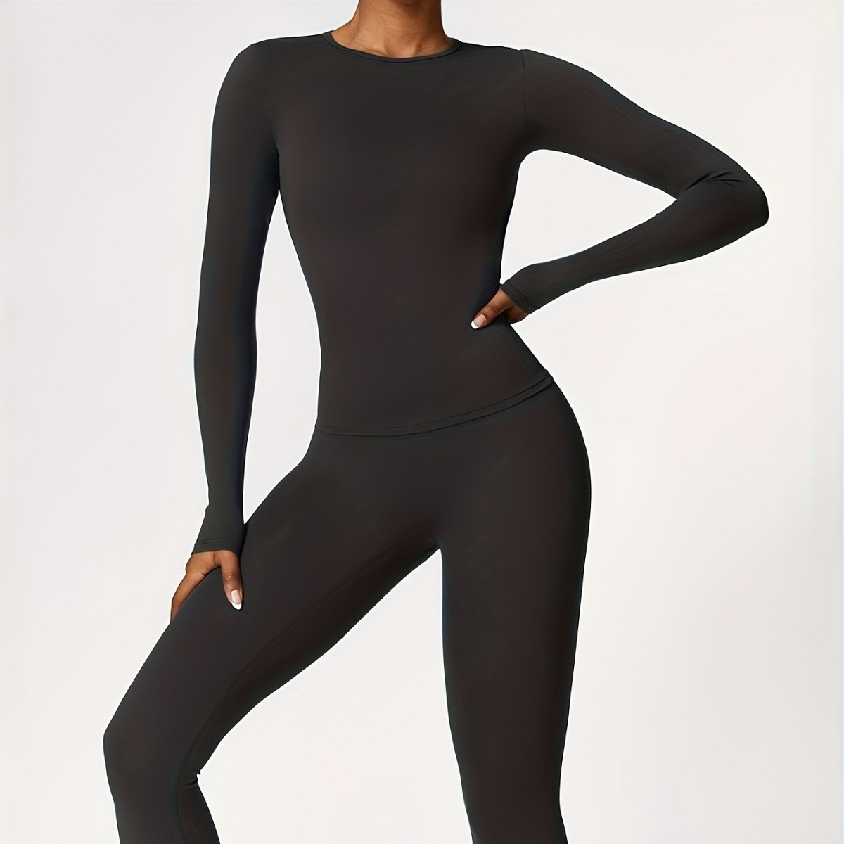 Tight-fitting yoga suit slim l – обзор и цена Pilates & Yoga Unleashed Studio Tuckahoe